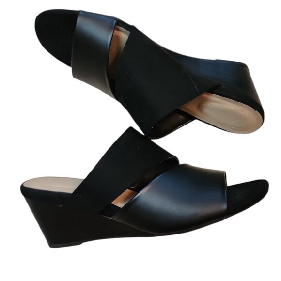 Kenneth Cole Black Wedge Sandals size 8.5 - Picture 1 of 4
